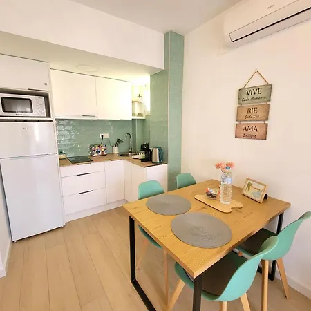 Aguamarina - Relax By The Sea Torrevieja