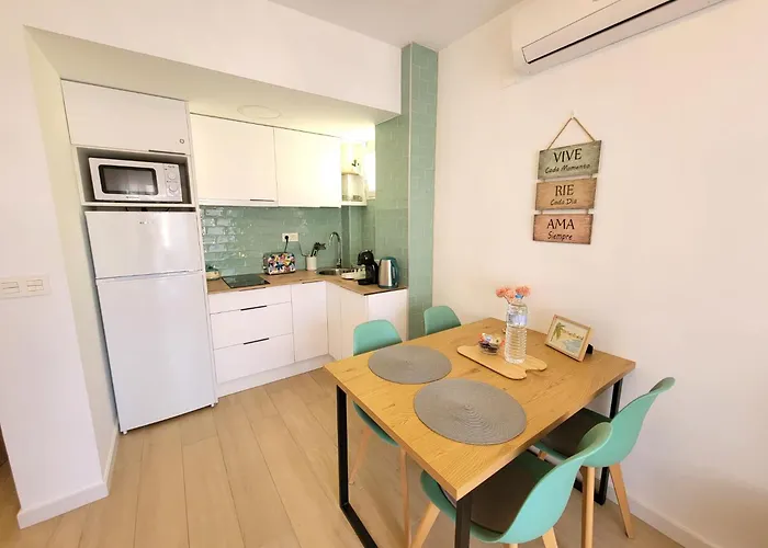 Aguamarina - Relax By The Sea Torrevieja